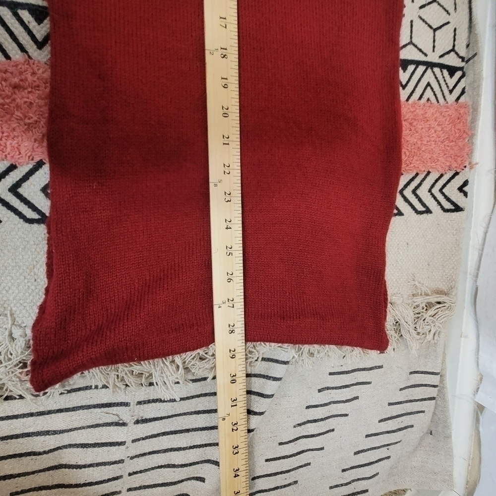 FOSSIL RED INFINITY SCARF - Picture 6 of 7